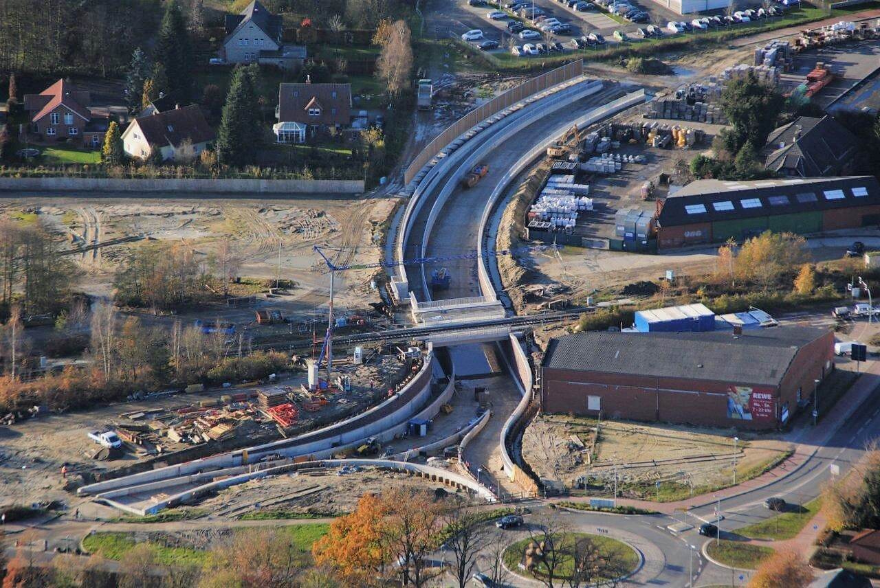Entlastungsstraße Vechta-West Straßentrog mit Geh- und Radweg inkl. Bahnüberführung (Projekt: 5211)
